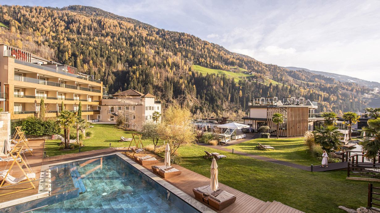 Autumn Reset: Renew Body and Mind Autumn Reset: Renew Body and Mind