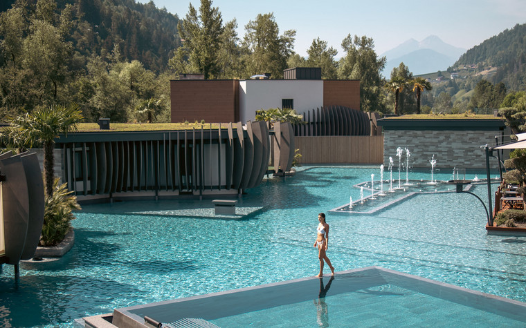 News from Quellenhof Val Passiria/Passeiertal and Lake Garda