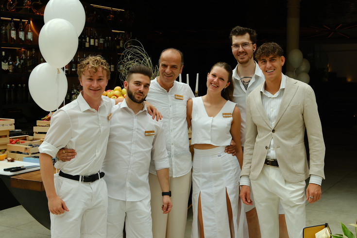 White Party for Swiss National Day at Quellenhof Luxury Resort Passeier White Party for Swiss National Day at Quellenhof Luxury Resort Passeier