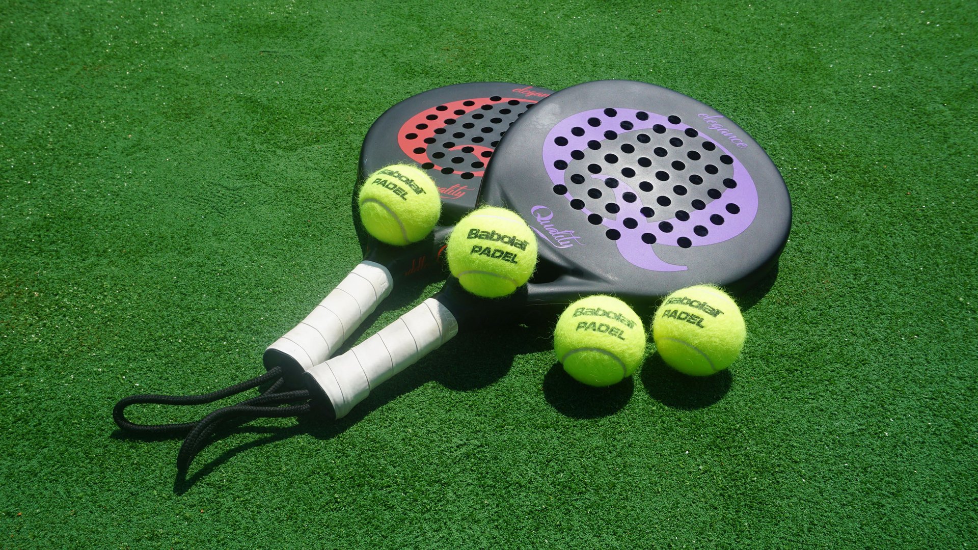 Südtirols erster und einzigster Padel-Tennisplatz im Quellenhof! Südtirols erster und einzigster Padel-Tennisplatz im Quellenhof!
