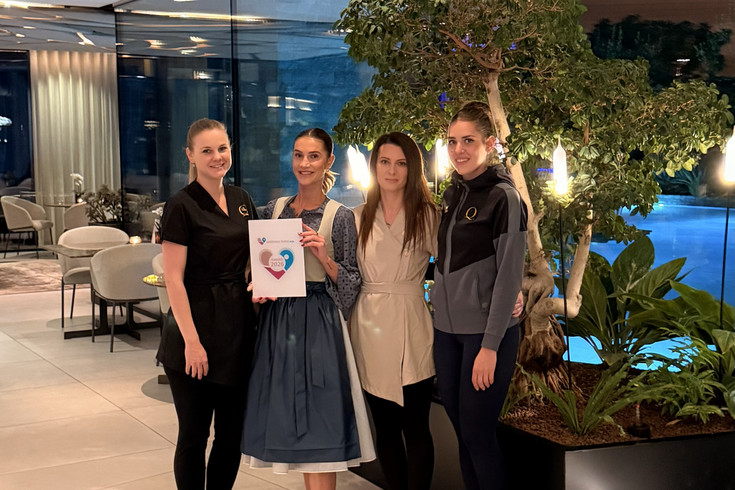 Vierfacher Grund zum Feiern - wellness-hotel.info Award 2026 Vierfacher Grund zum Feiern - wellness-hotel.info Award 2026