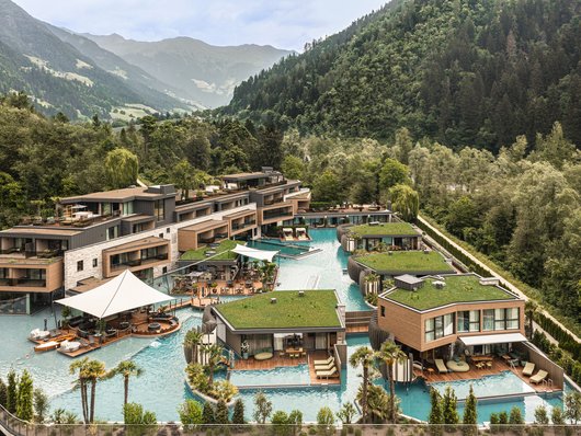 Ihre Quellenhof Luxury Resorts in Südtirol und am Gardasee
