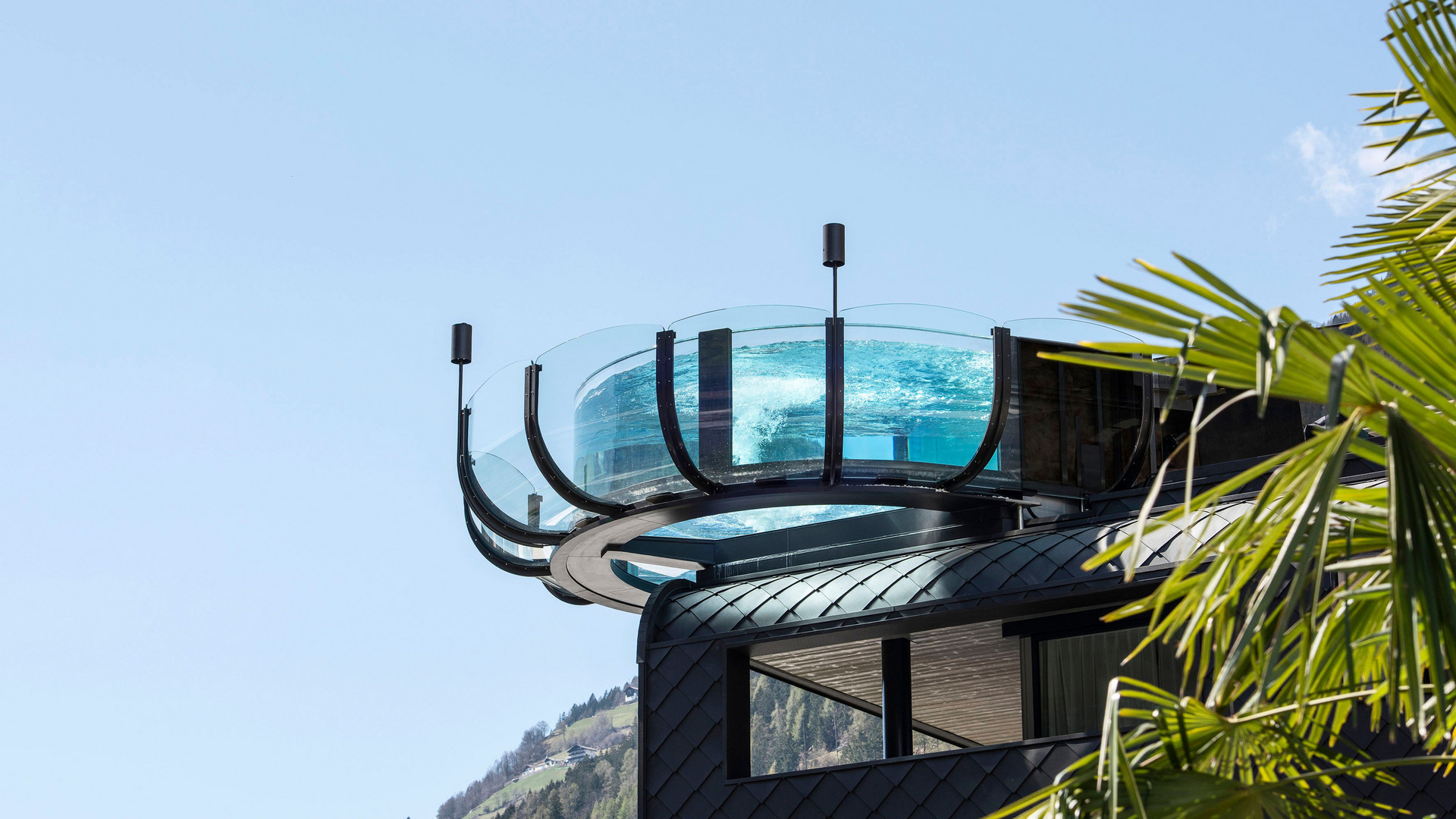 Ihre Quellenhof Luxury Resorts in Südtirol und am Gardasee Ihre Quellenhof Luxury Resorts in Südtirol und am Gardasee