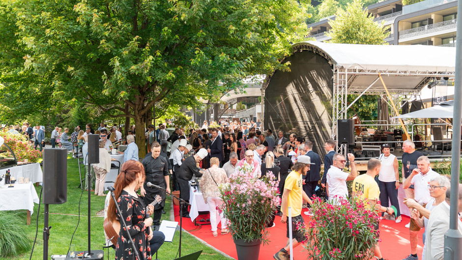 Ein Fest der Extraklasse - 100 Jahre Quellenhof Ein Fest der Extraklasse - 100 Jahre Quellenhof